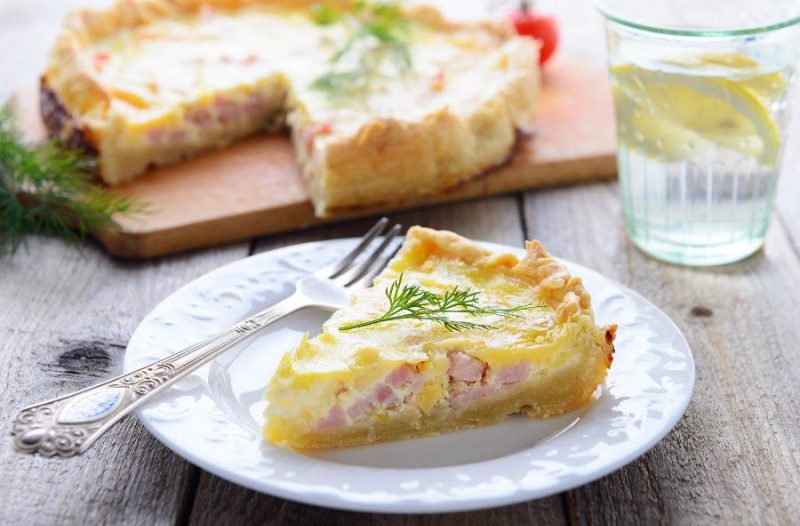 Vrgorac - grad-vrgorac.net - Šarena pita s šunkom i salata