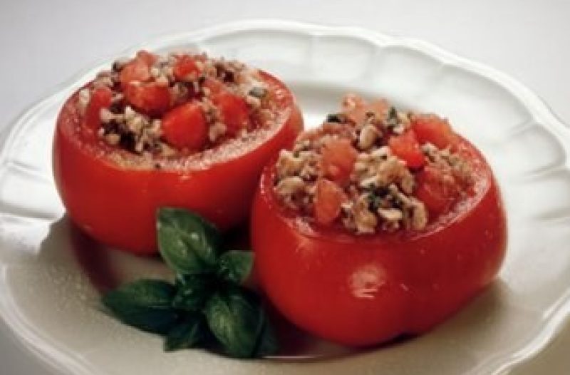 Vrgorac - grad-vrgorac.net - Rajčice punjene paštetom i mozzarellom