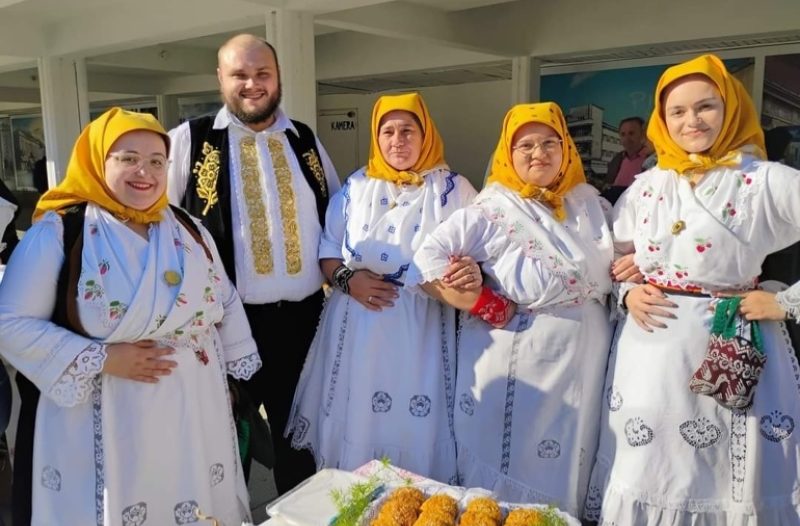 Vrgorac - grad-vrgorac.net - Slavonija slavi svoju baštinu: drugi Pogača Fest u znaku 20 godina Veselih Šokica i okusa koji spajaju tradiciju i budućnost