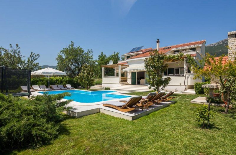 Vrgorac - grad-vrgorac.net - Logan Villa & Apartment rent, Split Trogir Dalmatia
