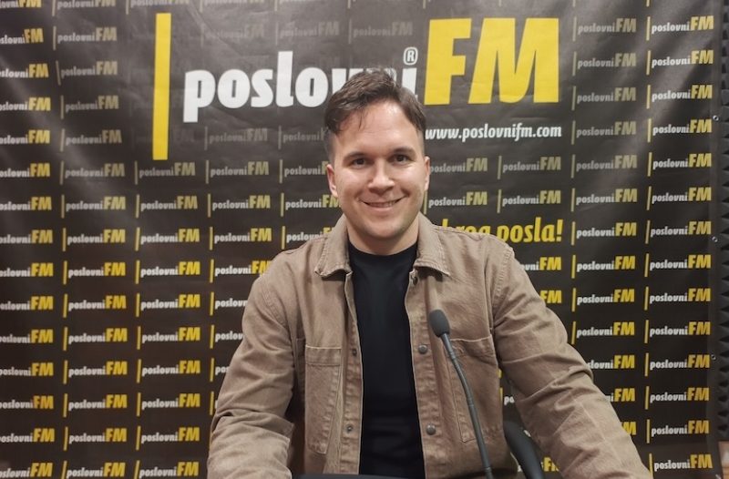 Vrgorac - grad-vrgorac.net - Mario Ljubičić: Iz Imotskog stiže robot budućnosti: Rinno nije programiran – on razumije
