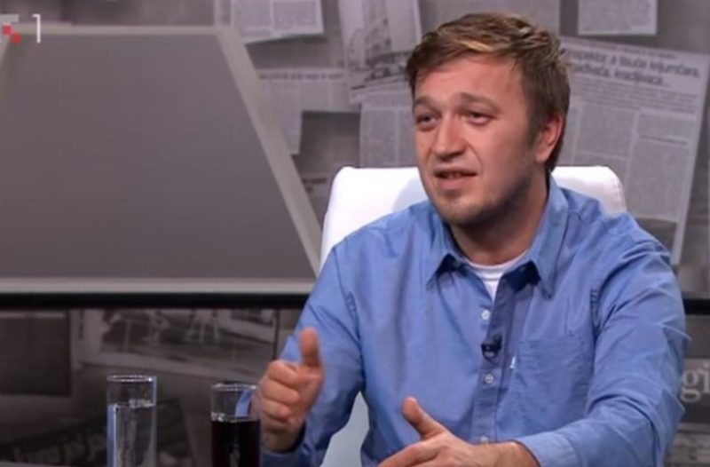 Vrgorac - grad-vrgorac.net - Stanković na početku 'Nedjeljom u 2' pjevao pred Edom Maajkom