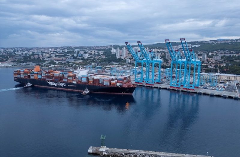Vrgorac - grad-vrgorac.net - Na Rijeka Gateway uplovio prvi komercijalni kontejnerski brod: Terminal obilježava početak operativnog rada